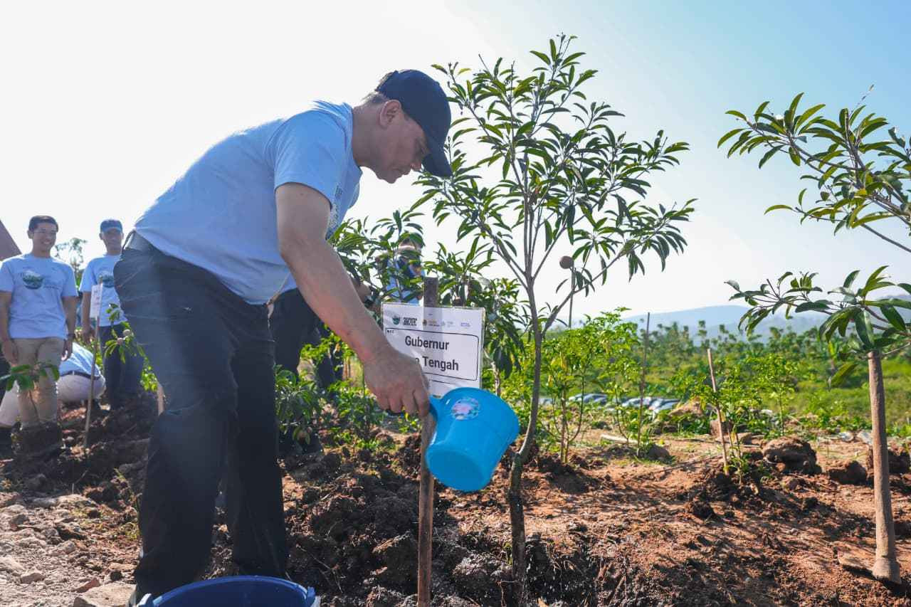 Jangan Main-main, Gubernur Luthfi Ancam Tindak Tegas Pengusaha Tambang Nakal