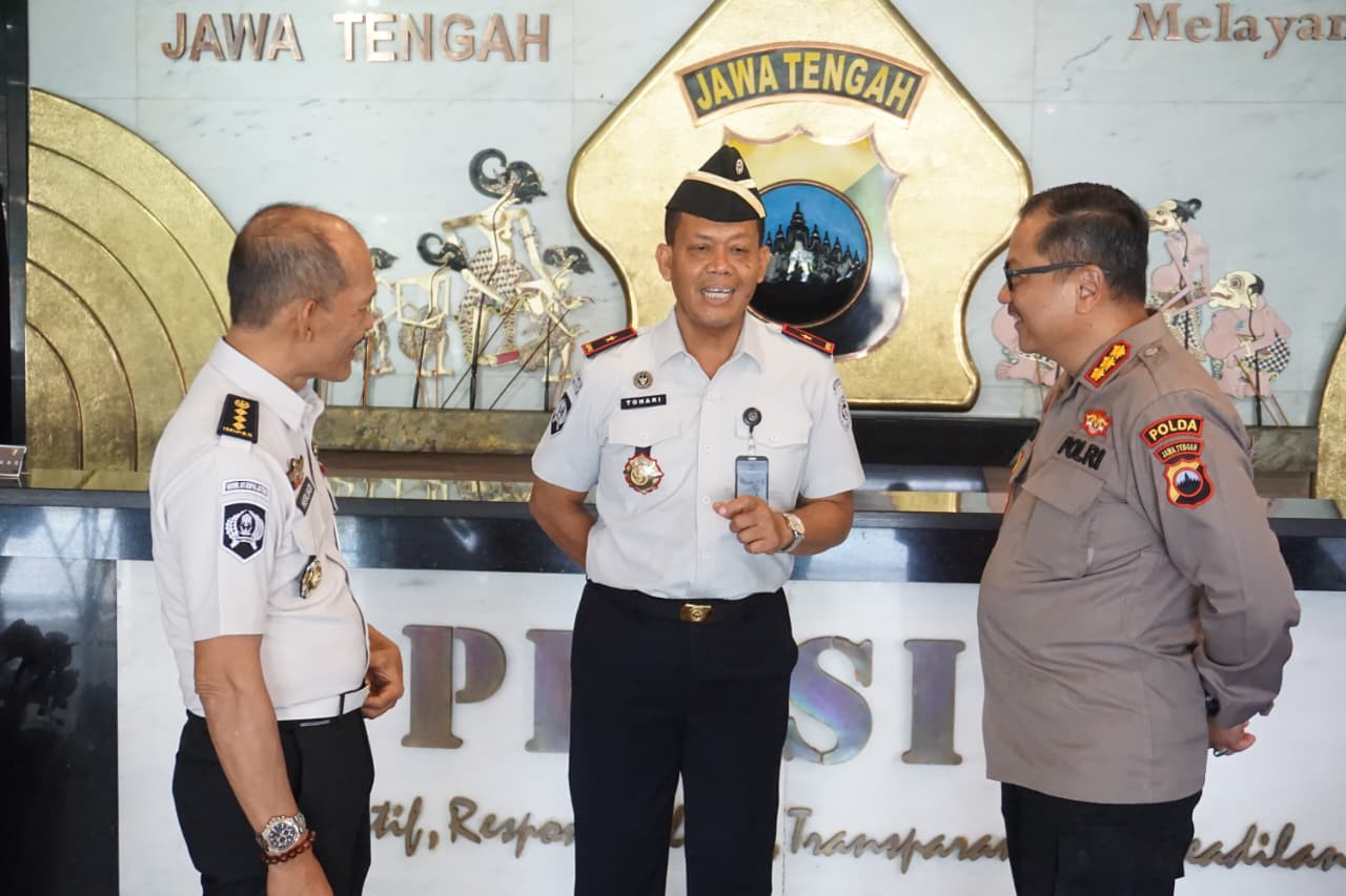 Polda Jateng - Lapas Kota Semarang Komitmen Tingkatkan Pengamanan dan Cegah Peredaran Narkoba