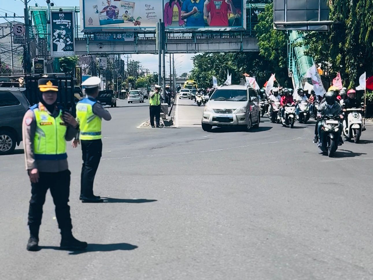 Pelayanan Humanis Warnai Pergerakan Mahasiswa dan Buruh