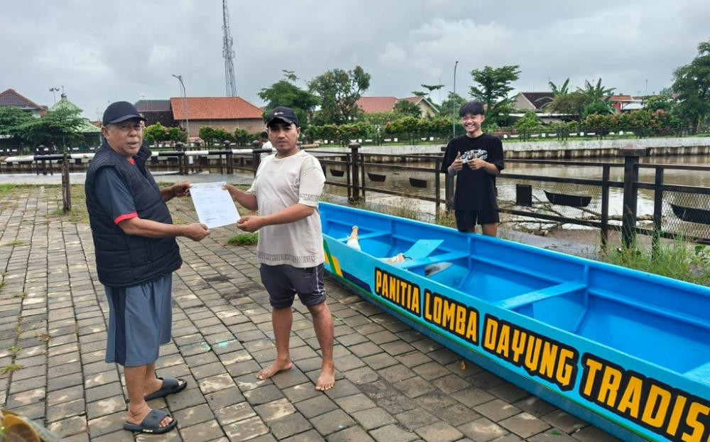 Empat Perahu Baru Perkuat Tradisi Lomba Dayung