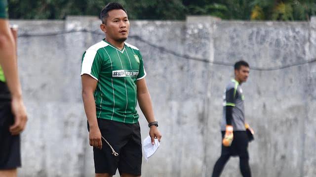 Sering Kalah, Mbah Gatot Dicopot, Manajemen Tunjuk Rudy Eka Priyambada