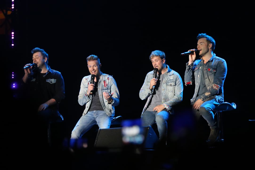 Penampilan Westlife Sukses Bius Ribuan Penonton