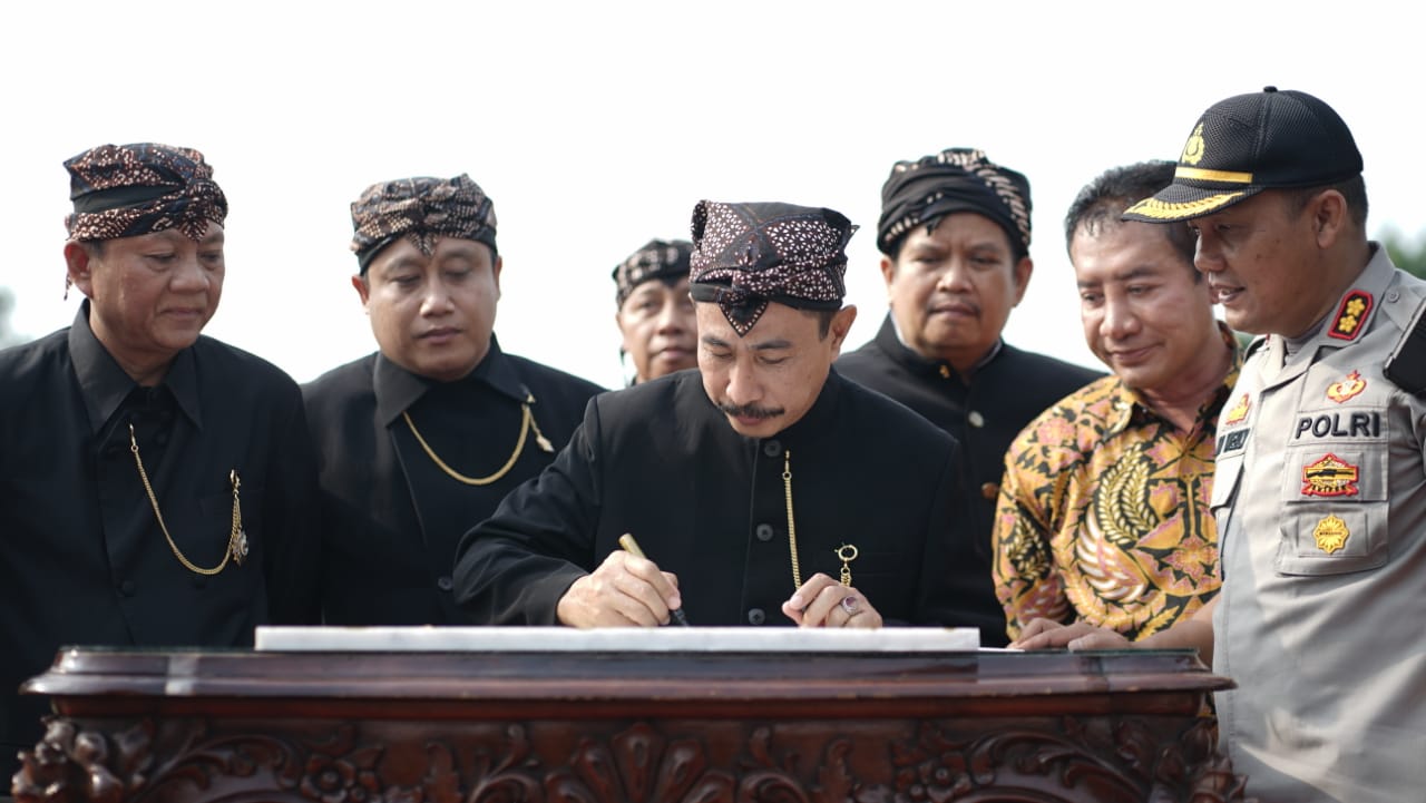 Meriah Peresmian Alun- alun Pati Diwarnai Pemecahan Rekor MURI 