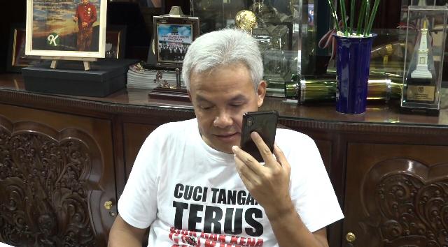 Ganjar Berkomunikasi dengan Pasien Positif COVID-19 yang Sembuh, Berikut Isi percakapan Mereka