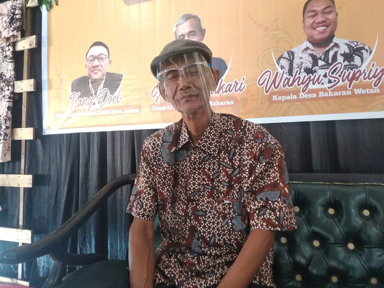 Berkat Batik Bakaran, Mbah Bukari Dapat Upakarti