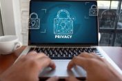 Aman Berinternet dengan Meningkatkan Kewaspadaan Privasi Digital