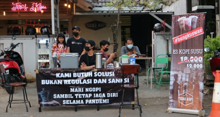 Tertekan Pemberlakuan PPKM, Pemerintah Ditagih Solusi