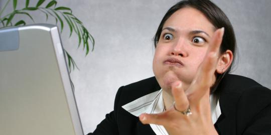 Adab di Dunia Digital Tak Hanya Santun Berkomentar, Perhatikan Aspek Lain