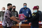 Wakil DPRD Pati Turut Andil Bantu Keuangan Persipa Pati 