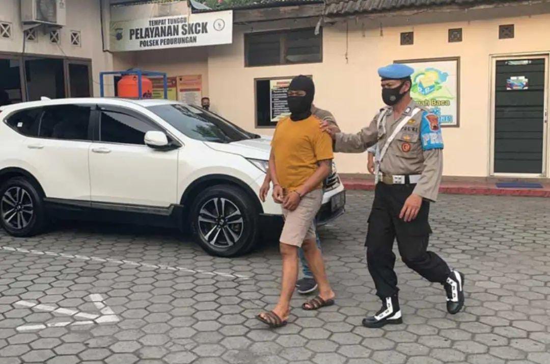 Abdul Palak Penghuni Kos dan Bacok yang Melawan