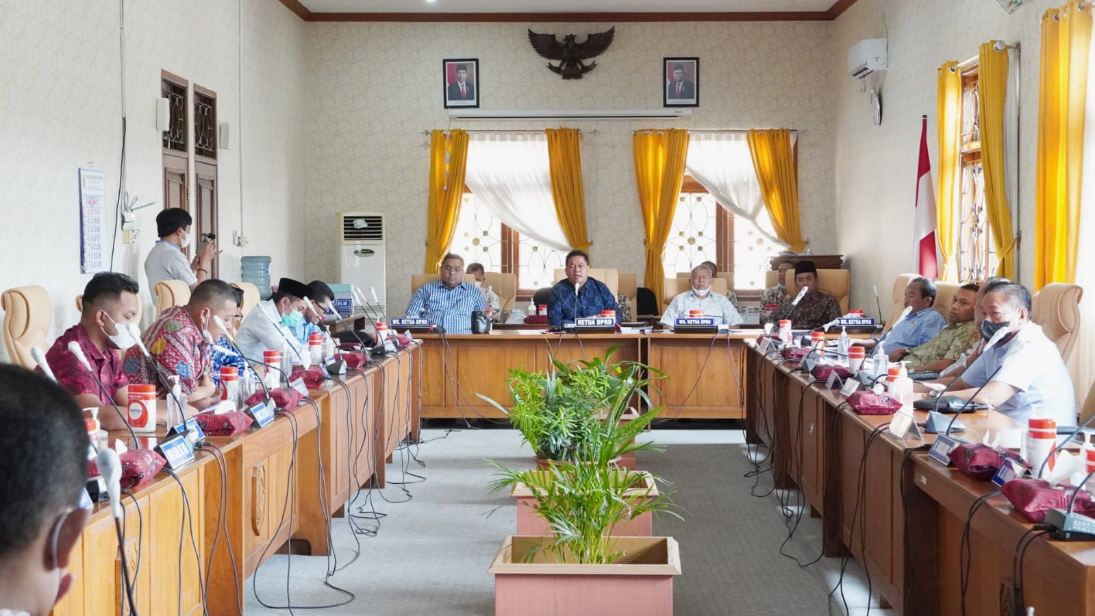 Dewan Pati Pertanyakan Penunjukan Unisbank sebagai Pihak Ketiga Pelaksanaan Pengisian Perades