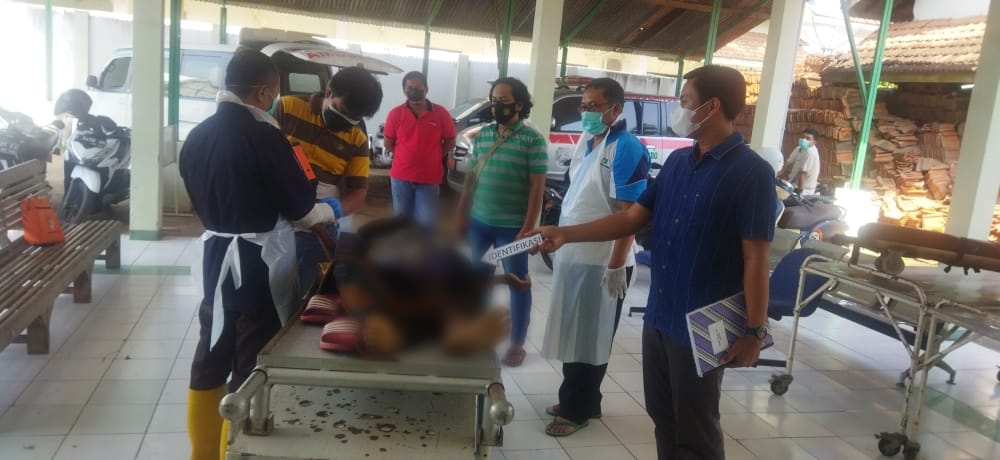 Warga Digegerkan Penemuan Mayat di Tambak Dekat Resto Kampoeng Air Juwana