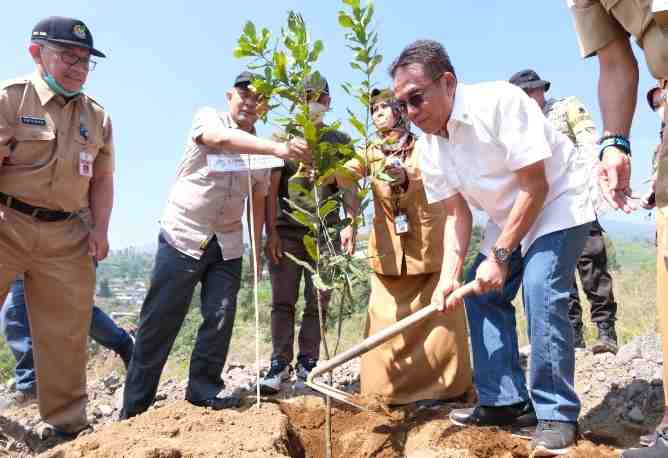 Lakukan Konservasi Lahan di Wilayah Kwadungan Gunung Temanggung