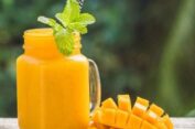 Buat Jus Mangga Segar dan Kaya Manfaat dengan Resep Berikut