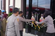 Pj Bupati Batang Dampingi Kapolda Jateng Resmikan Polsubsektor Kandeman