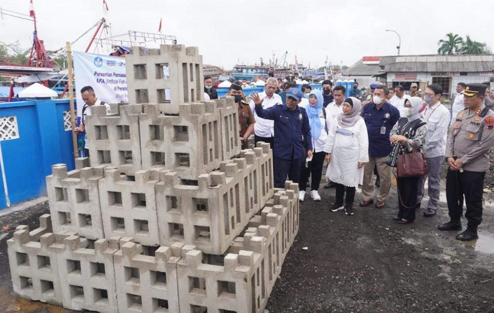 Kembangkan Blue Economy, Undip Lakukan Pelepasan Apr dan Afa di Laut Batang