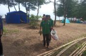 Peringati Sumpah Pemuda, Kwaran Batang Bersama WBP Bersihkan Pantai
