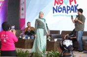 Dekranasda Jateng UMKM Expo 2022, Atikoh Didaulat Jadi Model Dadakan oleh Andy Noya