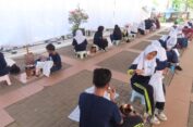 Kembangkan Jiwa Seni, Puluhan Siswa SMP/Mts Ikuti Lomba Membatik