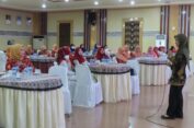 Pelatihan Public Speaking, Wanita Diajak Berani Tampil untuk Majukan Pembangunan
