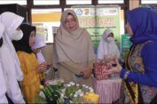 Siswa SMPN 03 Pekalongan Hasilkan Produk Minuman Buah Mangrove