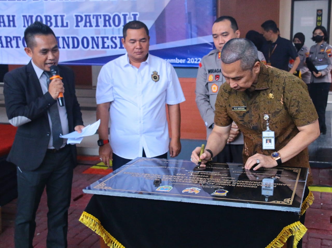 Resmikan Gedung Propam dan Lapangan Apel, Hartopo : Semoga Dapat Menunjang Kinerja Polri