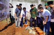 Pj Bupati Letakkan Batu Pertama Pembangunan Ponpes Tahfidzul Qur’an