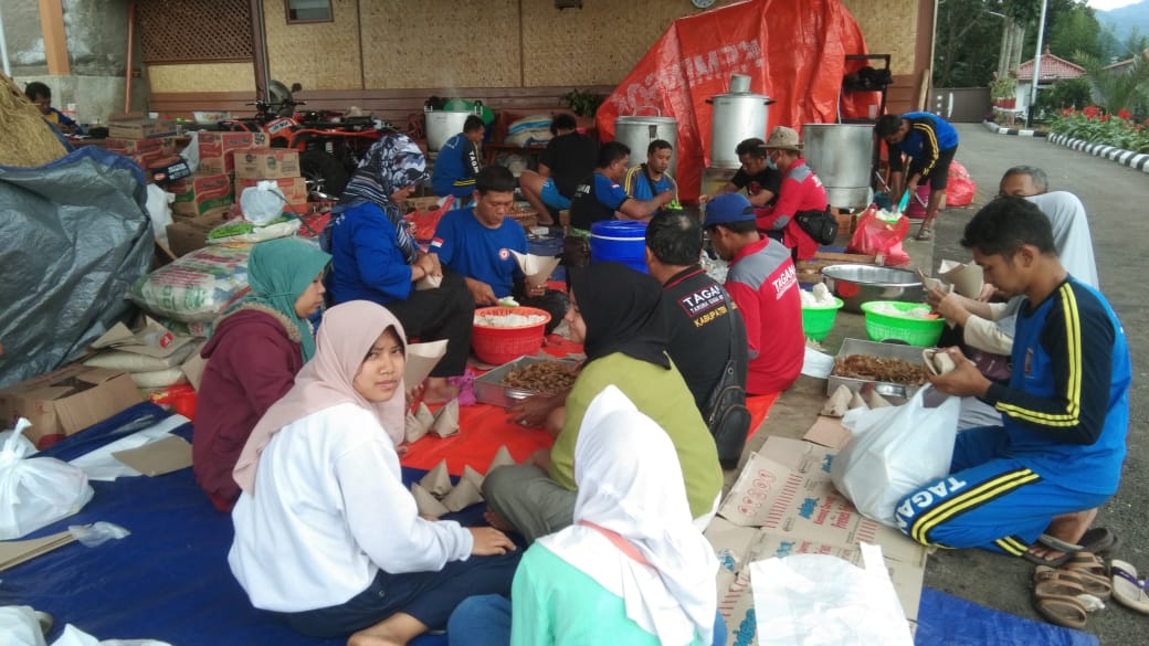 Peduli Gempa Cianjur, Pemkab Jepara Bantu Sediakan Makan Warga Penyintas Gempa