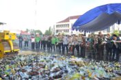 Cipta Kondisi, Polres Jepara Musnahkan 3.031 Botol Miras
