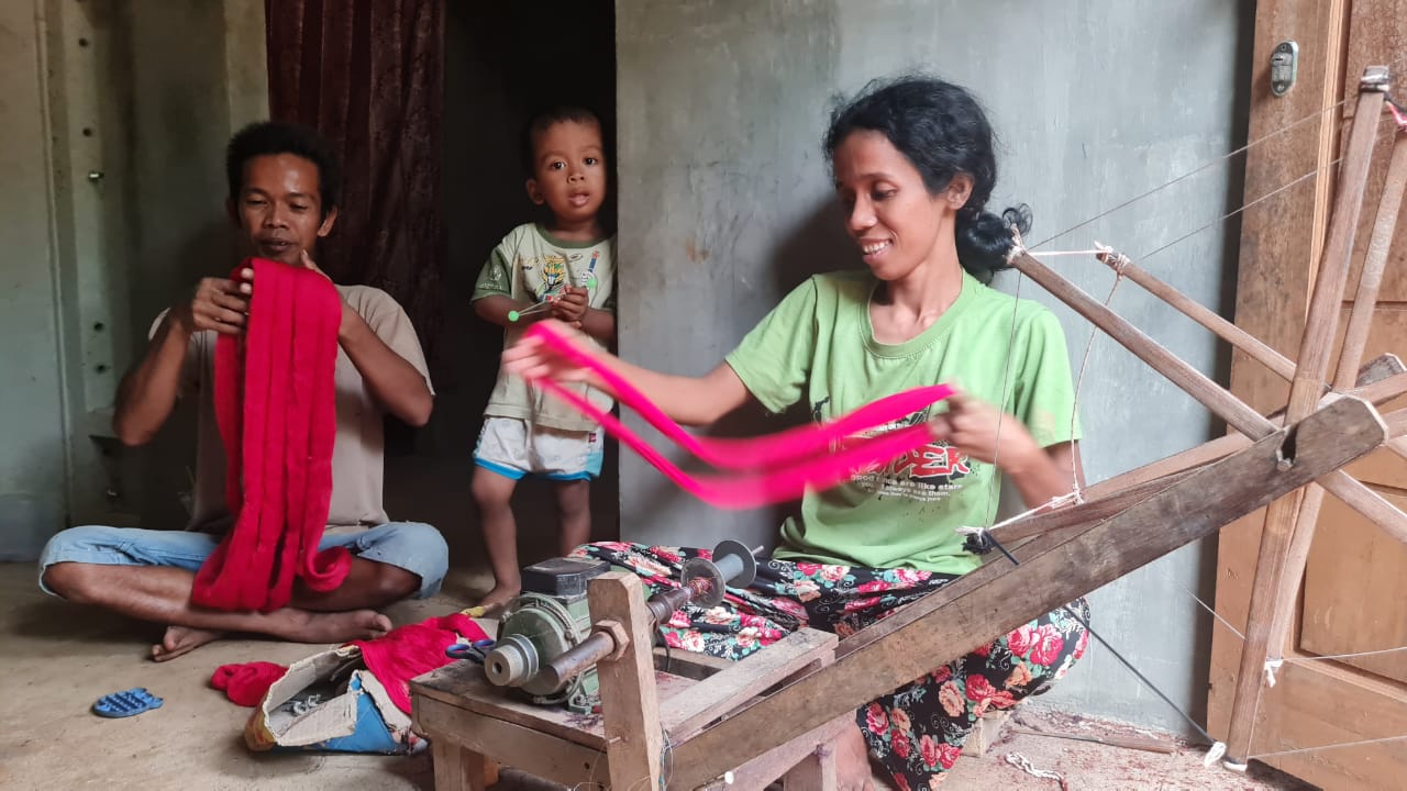 Bonawi Sekeluarga Tidak Lagi Gatal dan Batuk Berkat Bantuan Rumah dari Ganjar Pranowo