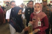 Kontrol Harga Beras dan Migor Pemkab Demak Gelar Operasi Pasar