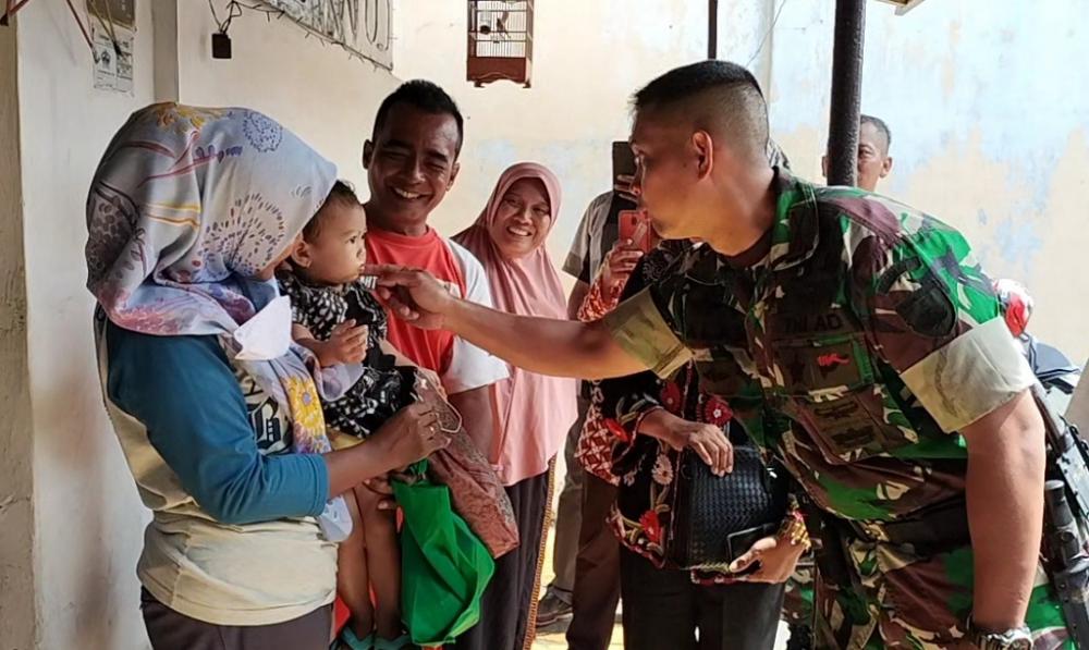 Ratusan Babinsa Dari Kodim 0736/Batang Bagikan Makanan Tambahan Hingga Pelosok