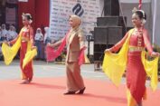 Ekspresif, Kolaborasi Pelajar Bersama Kasi SMK Menari Gambyong di Even Skansa Fair