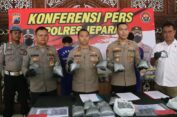 Polres Jepara Ringkus 2 Penjual Bahan Petasan Lewat Online, 16 Kg Serbuk Mercon Disita