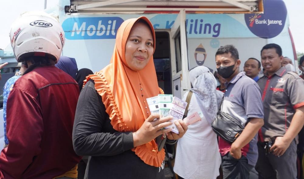 Bank Indonesia Cabang Tegal Buka Penukaran Uang di Rest Area 379A Batang