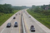 One Way Diberlakukan, Kepadatan Arus Lalu Lintas di Pantura Batang Meningkat