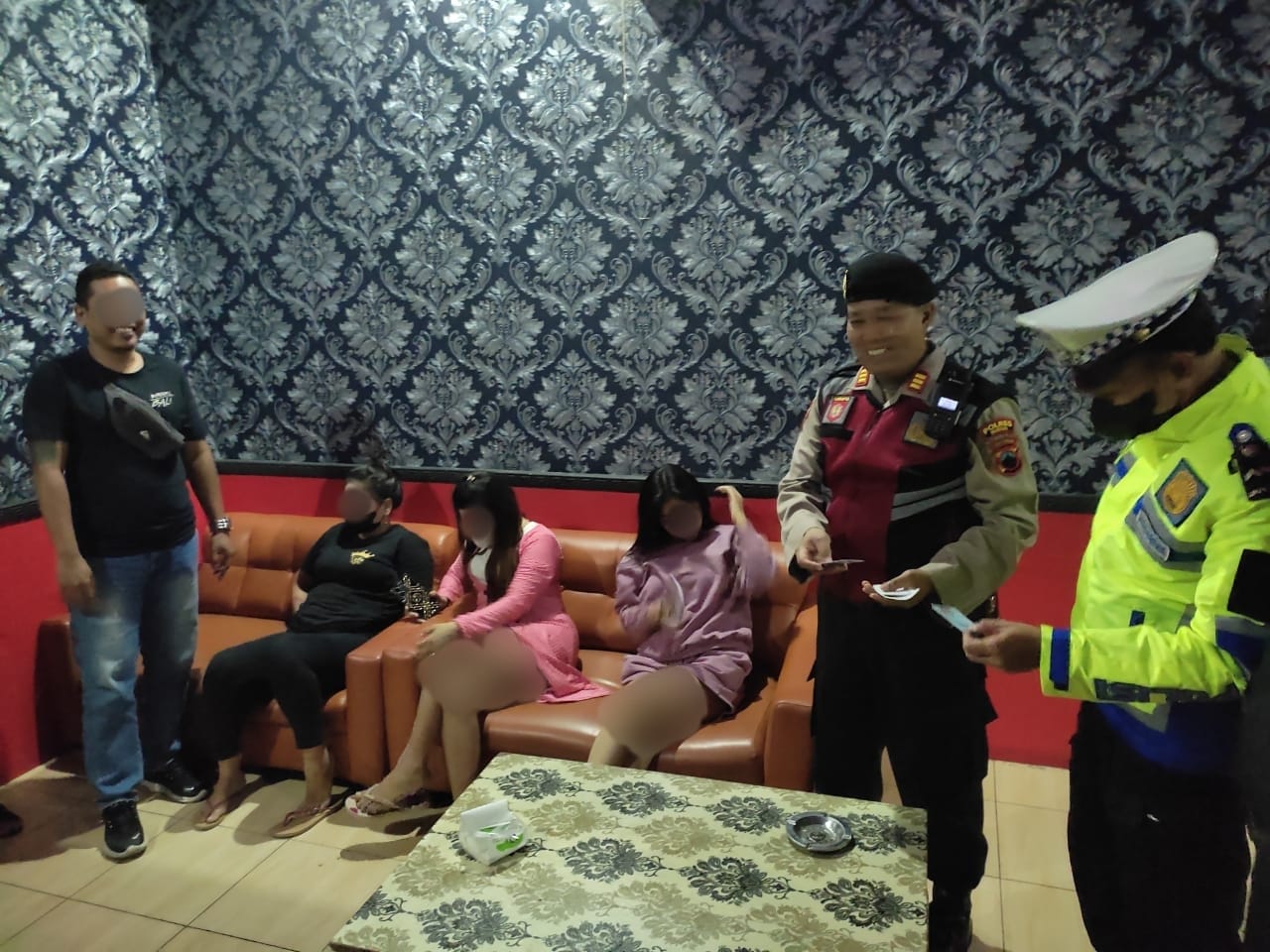 Tujuh Pemandu Karaoke Cafe Lion Terjaring Razia Pekat Polres Kudus