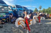 Meriah, Jaranan dan Campursari Lepas Mudik Gratis dari Lampung dan Sumsel