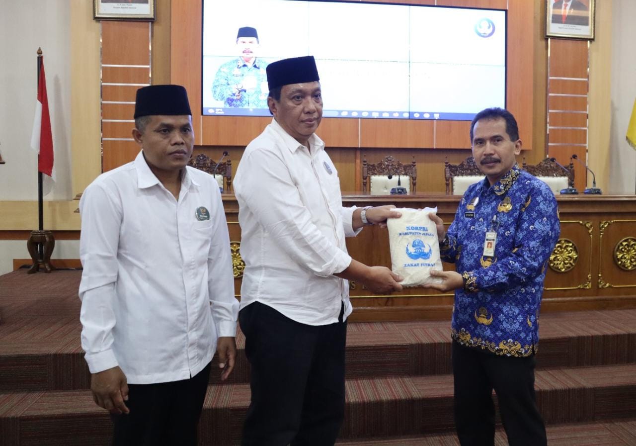 Anggota Korpri Jepara Salurkan Zakat Melalui Baznas