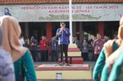 Sehari Usai Cuti Lebaran, Pj Bupati Jepara Pimpin Apel Bersama