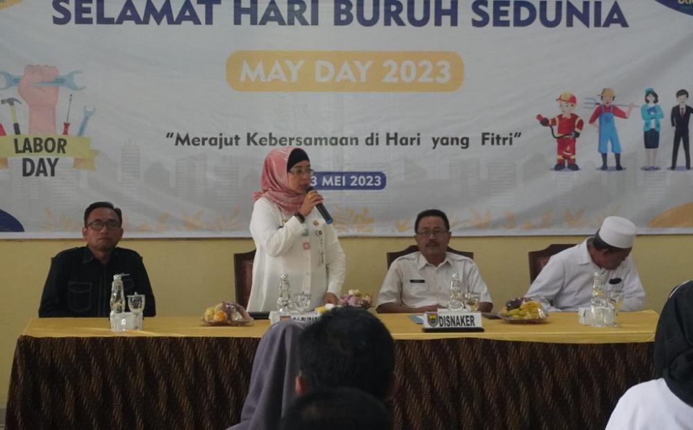 Lebaran 2023, THR Buruh di Batang Capai Rp56 Milyar