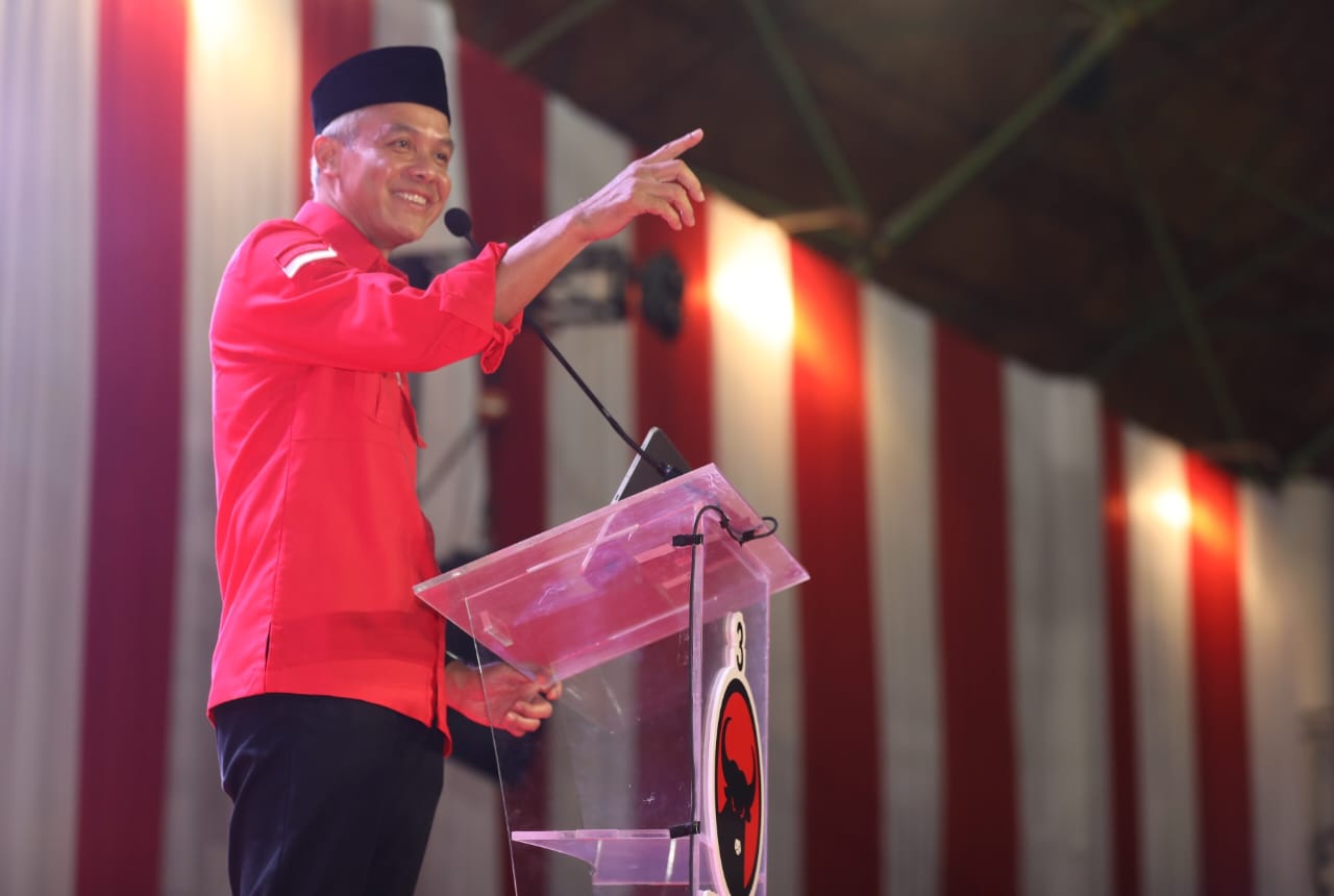 Ganjar Puji Pertumbuhan Ekonomi Era Jokowi : Tugas Kita Melanjutkan dan Melakukan Percepatan