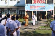 Pembina Upacara di SMKN 1 Jepara, Sekda Edy : Pemilih Pemula Tentukan Nasib Bangsa