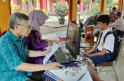 Calon Peserta Didik Minta Pembuatan Akun PPDB Dibantu Petugas