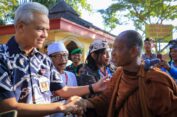 Warga Jateng Antusias Sambut Bhikkhu Thudong, Ganjar; Cerminan Keramahan Indonesia