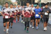 Ganjar dan Ribuan Pelari Meriahkan Bank Jateng Friendship Run 2023 di Yogyakarta