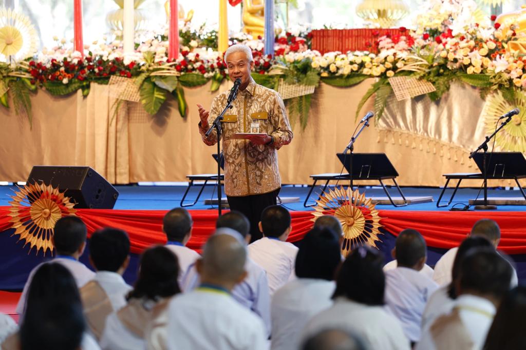 Hadiri Indonesia Tipitaka Chanting, Ganjar Ajak Jaga Suasana Damai di Tahun Politik