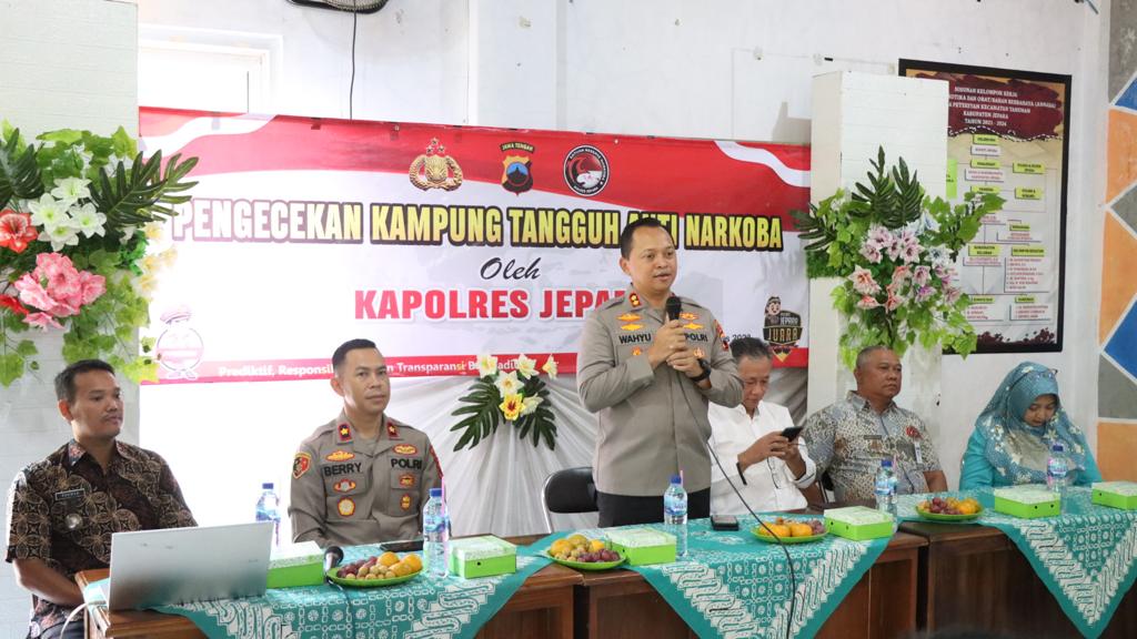 Kunjungi Kampung Tangguh Anaba, Kapolres Jepara Berikan Apresiasi dan Motivasi
