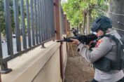 Tingkatkan Kesiapsiagaan, Polres Jepara Gelar Latihan Sispam Mako