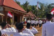 Pupuk Nasionalisme, Ratusan Santri Temanggung Gelar Upacara Bendera